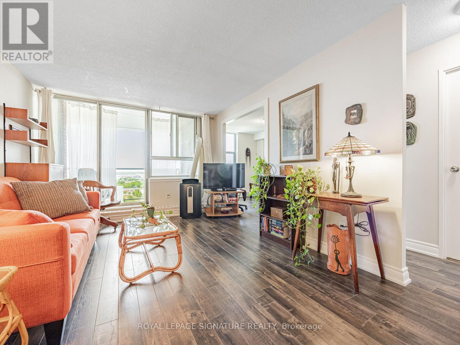 2003 - 100 Wingarden Court, Toronto, Ontario  M1B 2P4 - Photo 3 - E12520890