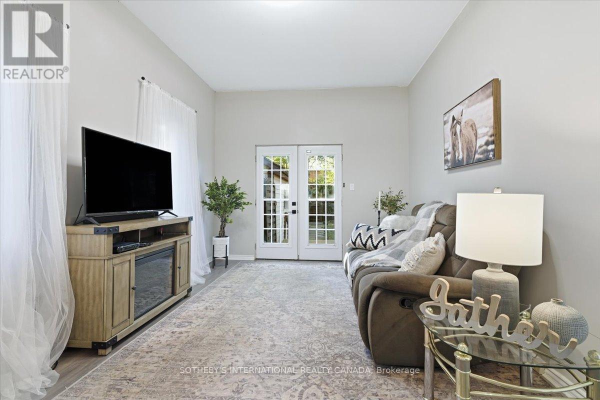 10 Roosevelt Avenue, Ajax, Ontario  L1S 2L2 - Photo 15 - E12520912