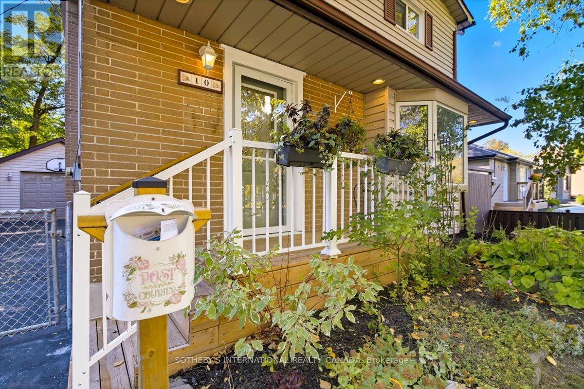 10 Roosevelt Avenue, Ajax, Ontario  L1S 2L2 - Photo 3 - E12520912