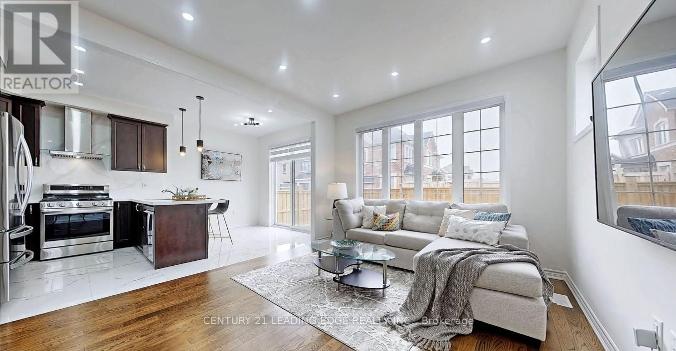 3116 Willowridge Path, Pickering, Ontario  L1X 0N5 - Photo 4 - E12520958