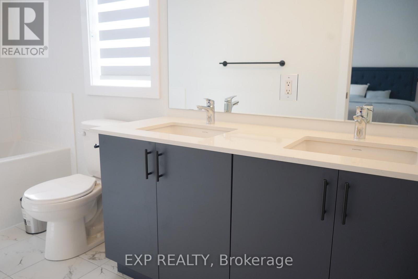 128 Danielle Moore Circle, Toronto, Ontario  M1P 0G9 - Photo 44 - E12520212