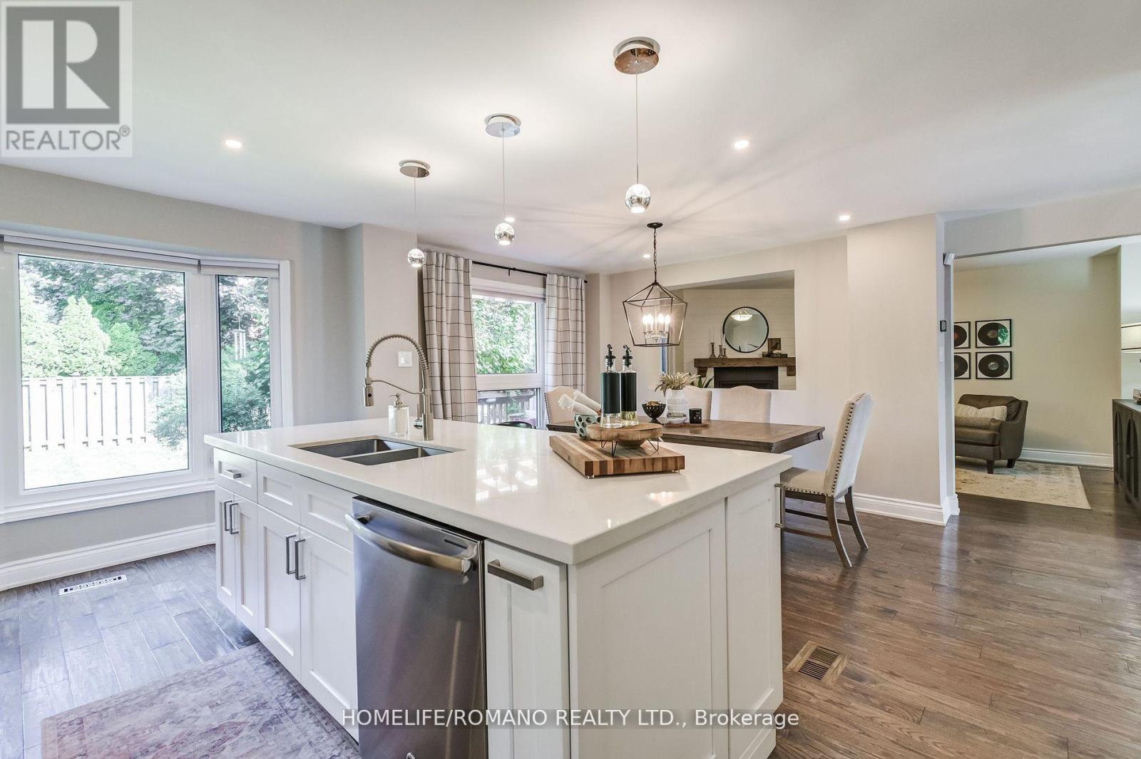 10 Glen Hill Drive, Whitby, Ontario  L1N 6Z9 - Photo 17 - E12521030