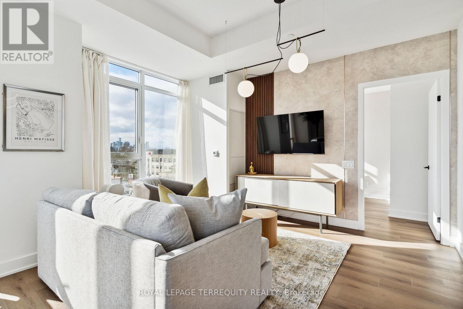 607 - 1285 Queen Street E, Toronto, Ontario  M4L 1C2 - Photo 8 - E12521068