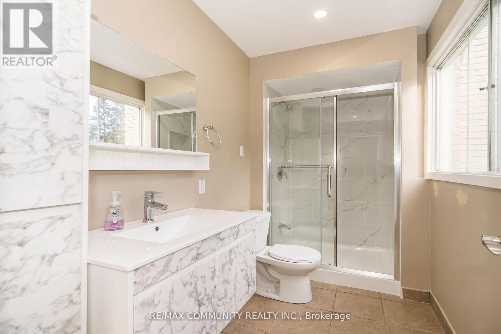 667 WESTSHORE BOULEVARD N, Pickering, Ontario