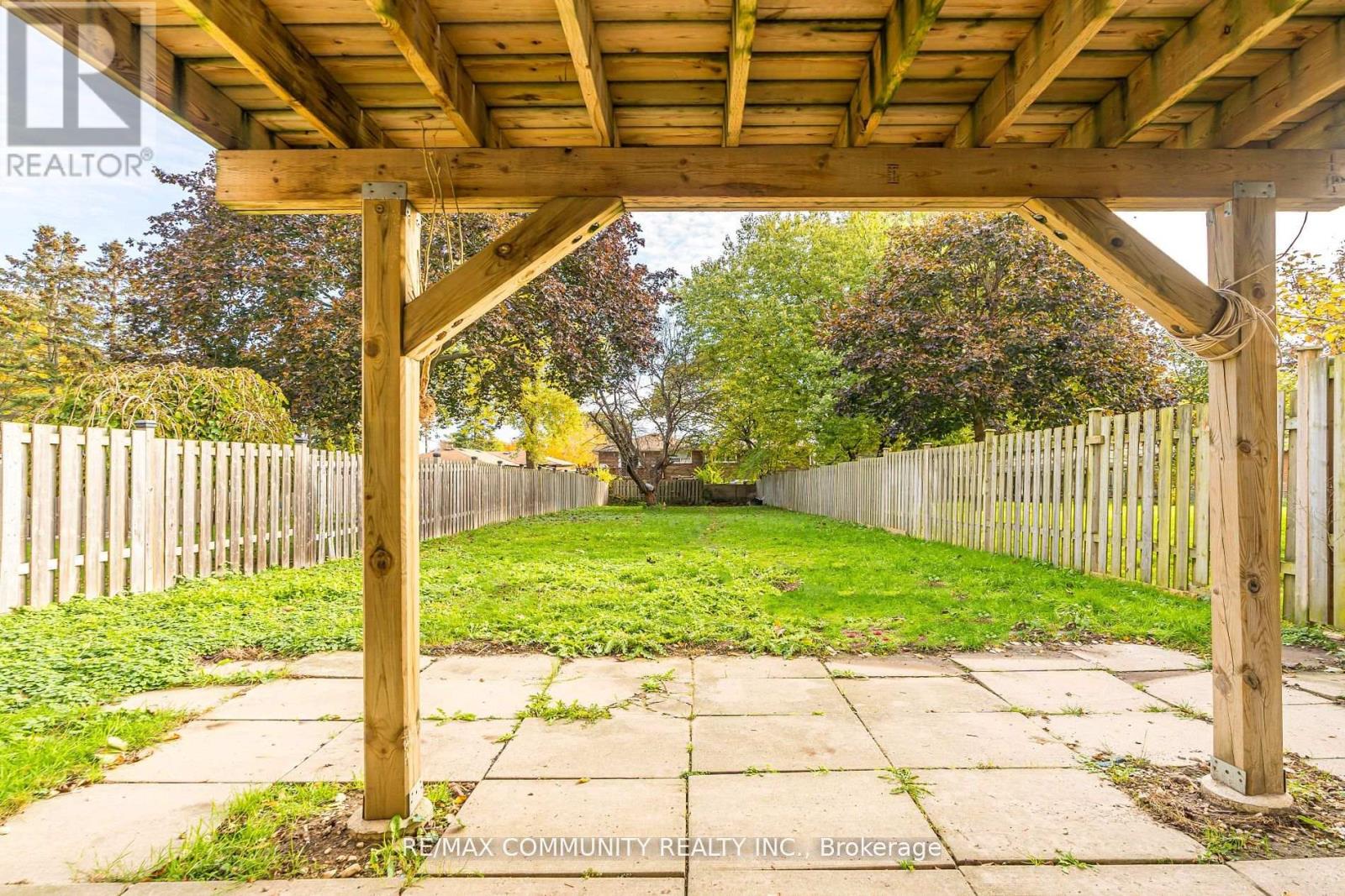 667 Westshore Boulevard N, Pickering, Ontario  L1W 3G2 - Photo 18 - E12521134