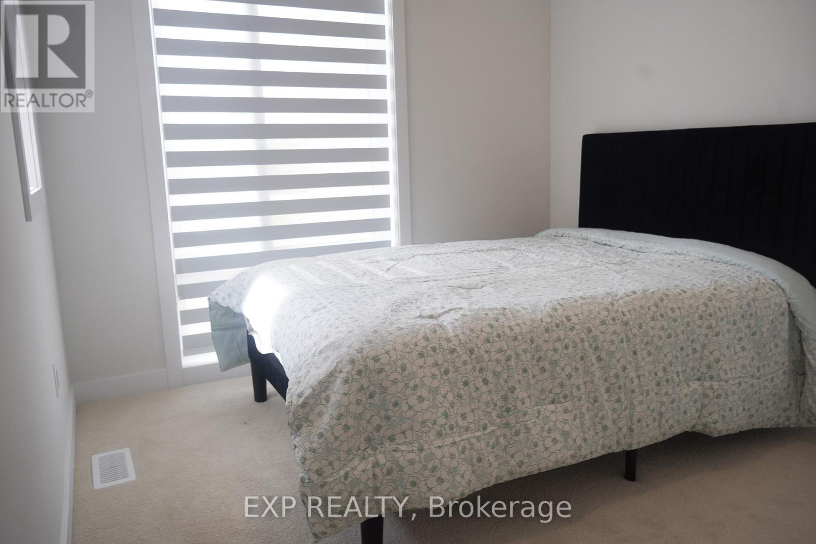 128 Danielle Moore Circle, Toronto, Ontario  M1P 0G9 - Photo 38 - E12520212