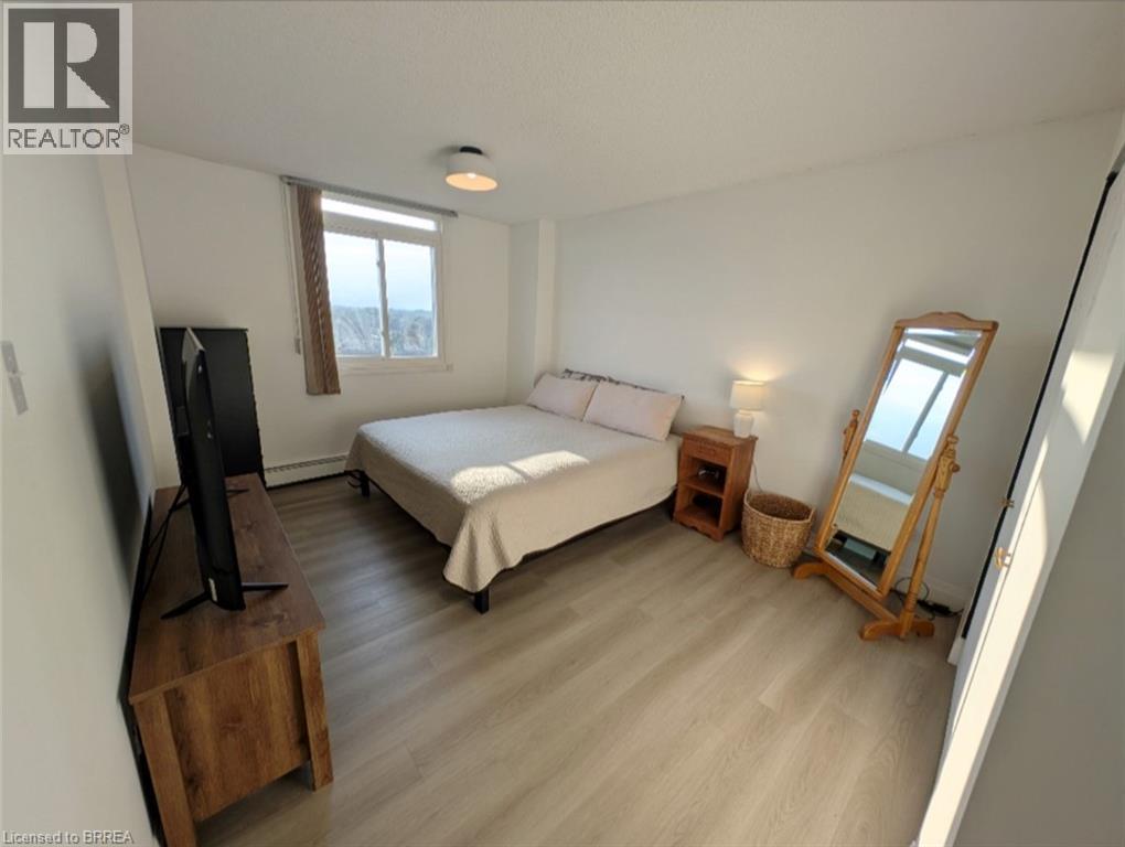 640 West Street Unit# 908, Brantford, Ontario  N3R 6M3 - Photo 11 - 40785135