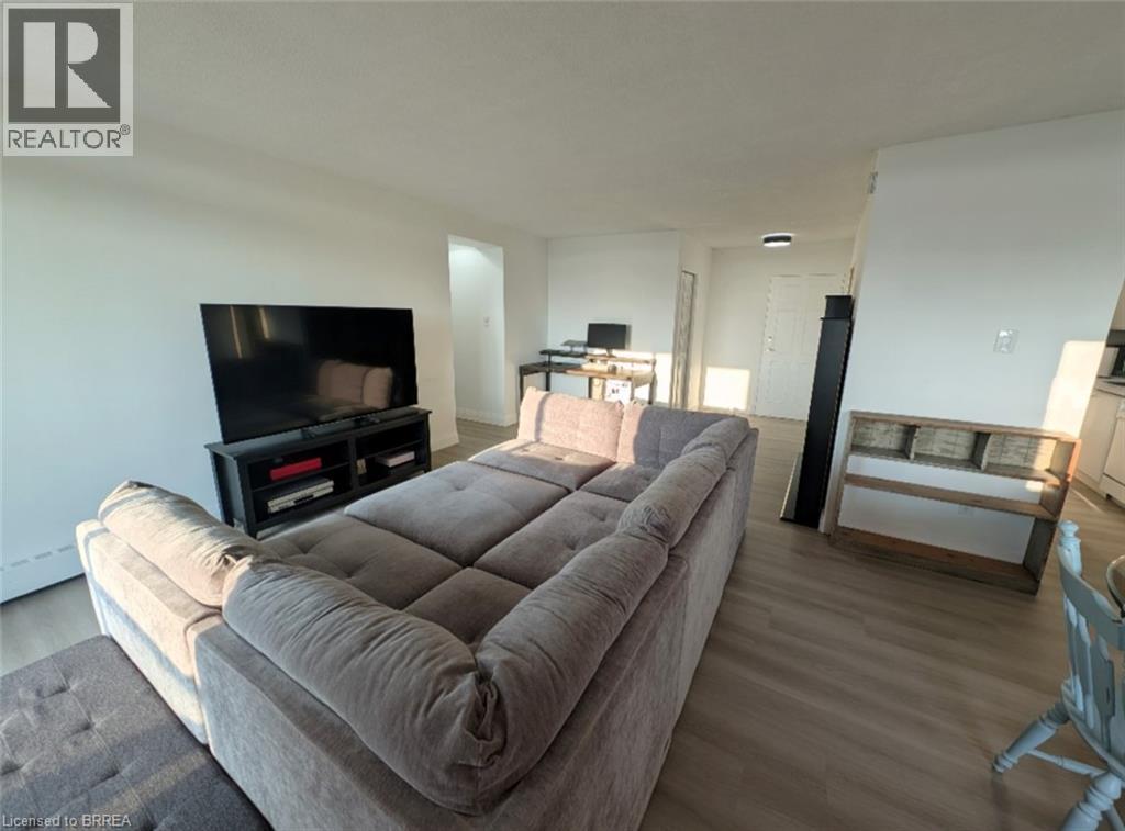 640 West Street Unit# 908, Brantford, Ontario  N3R 6M3 - Photo 5 - 40785135