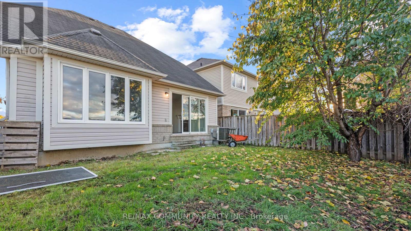 76 John W Taylor Avenue, New Tecumseth, Ontario  L9R 0C9 - Photo 24 - N12520968