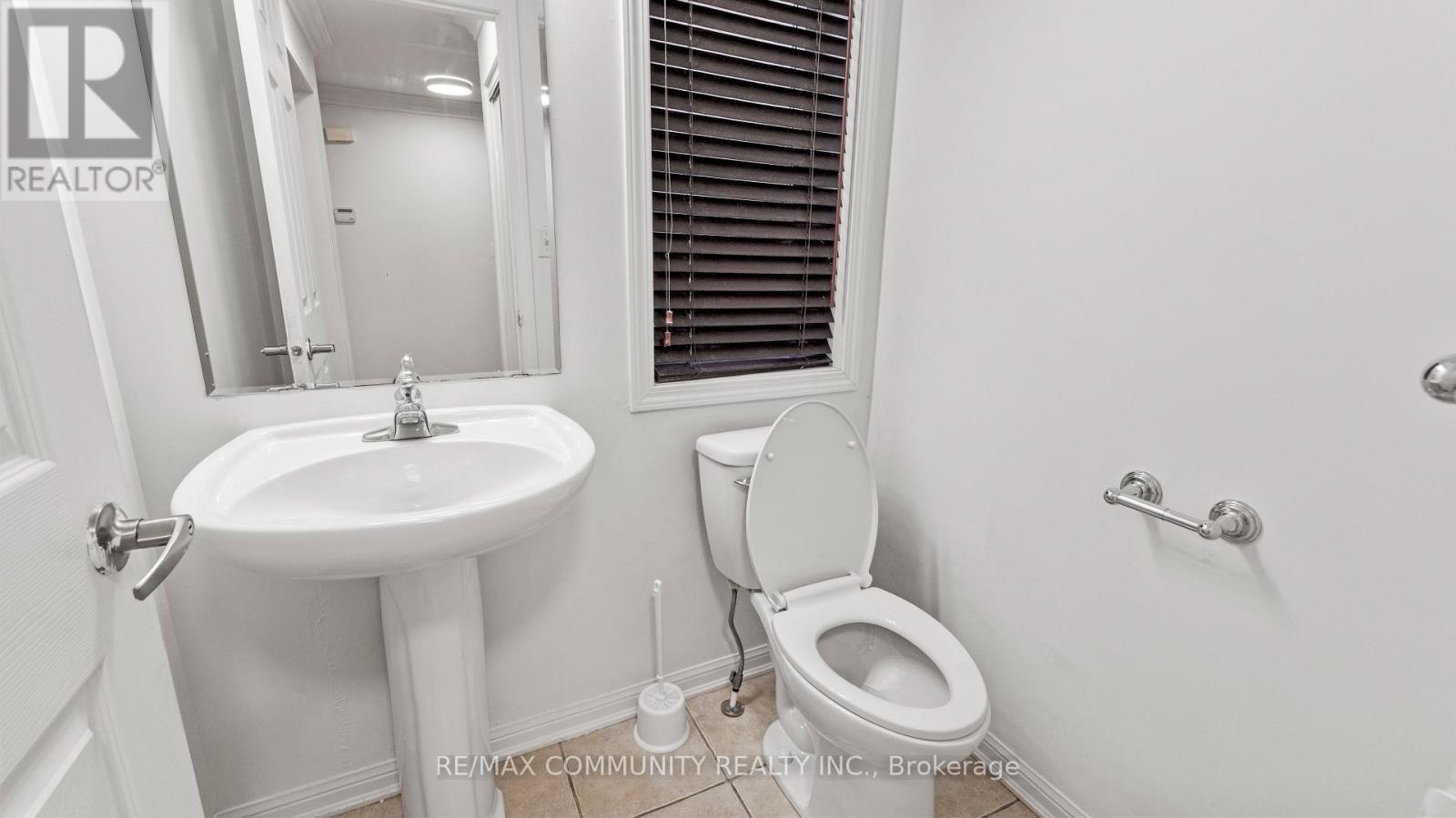 76 John W Taylor Avenue, New Tecumseth, Ontario  L9R 0C9 - Photo 5 - N12520968