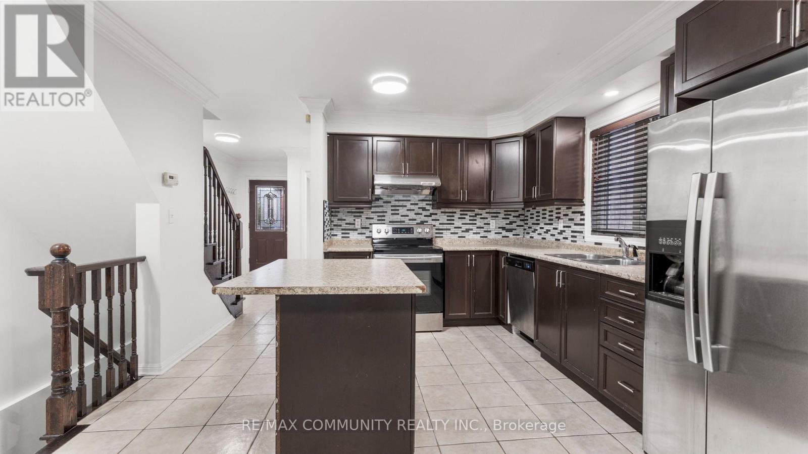 76 John W Taylor Avenue, New Tecumseth, Ontario  L9R 0C9 - Photo 9 - N12520968