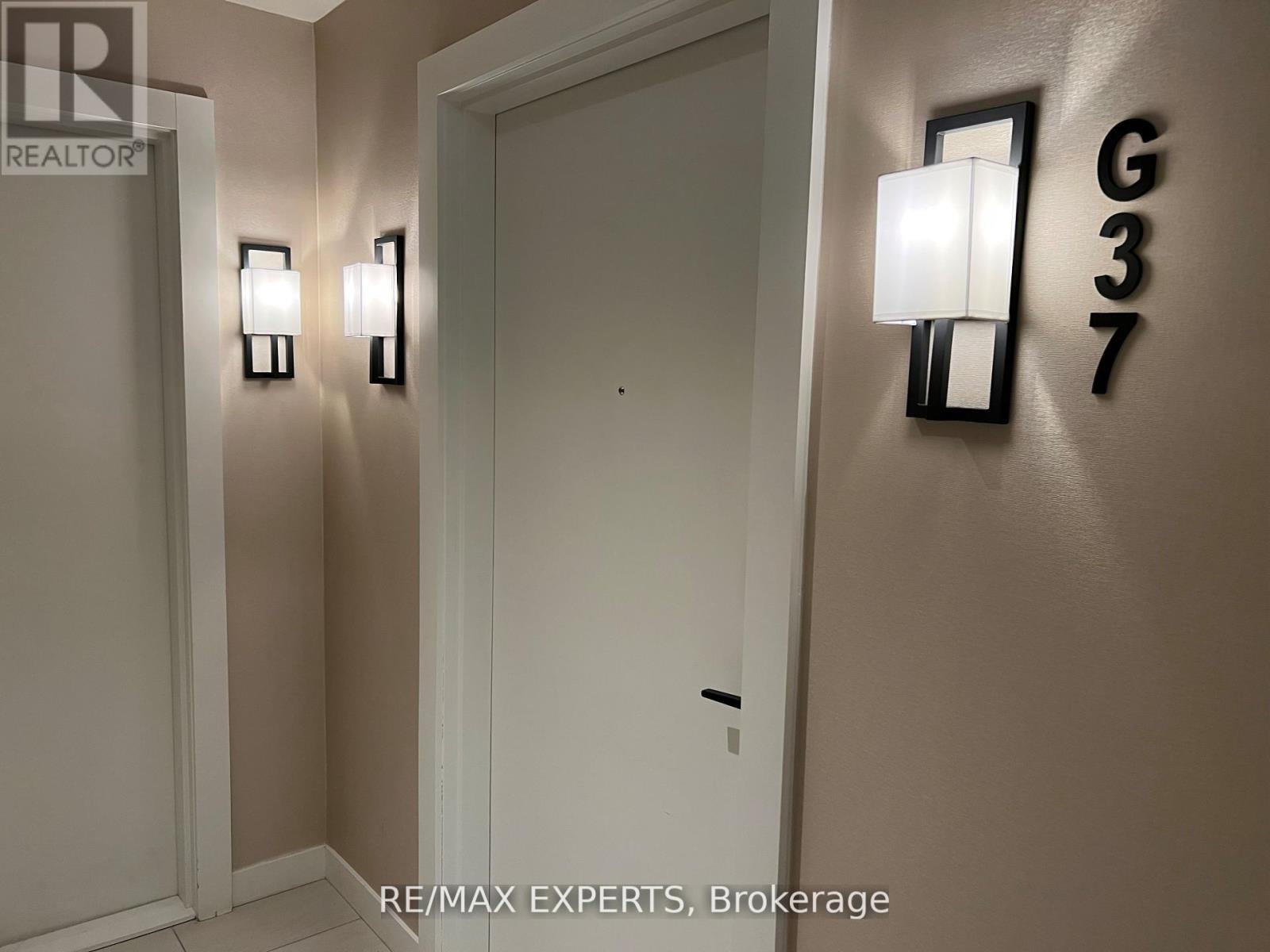 G37 - 415 Sea Ray Avenue, Innisfil, Ontario  L9S 0M3 - Photo 4 - N12521012