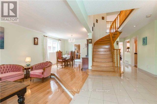 242 Raymerville Drive, Markham, Ontario  L3P 6S1 - Photo 3 - N12521040