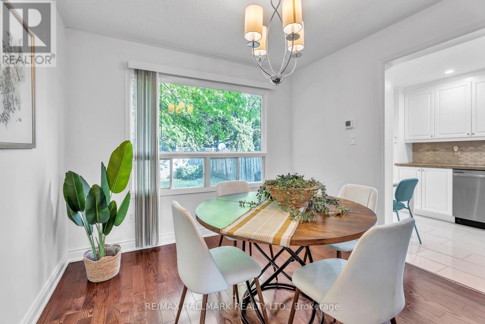 48 Bingham Street, Richmond Hill, Ontario  L4C 9R2 - Photo 12 - N12521124