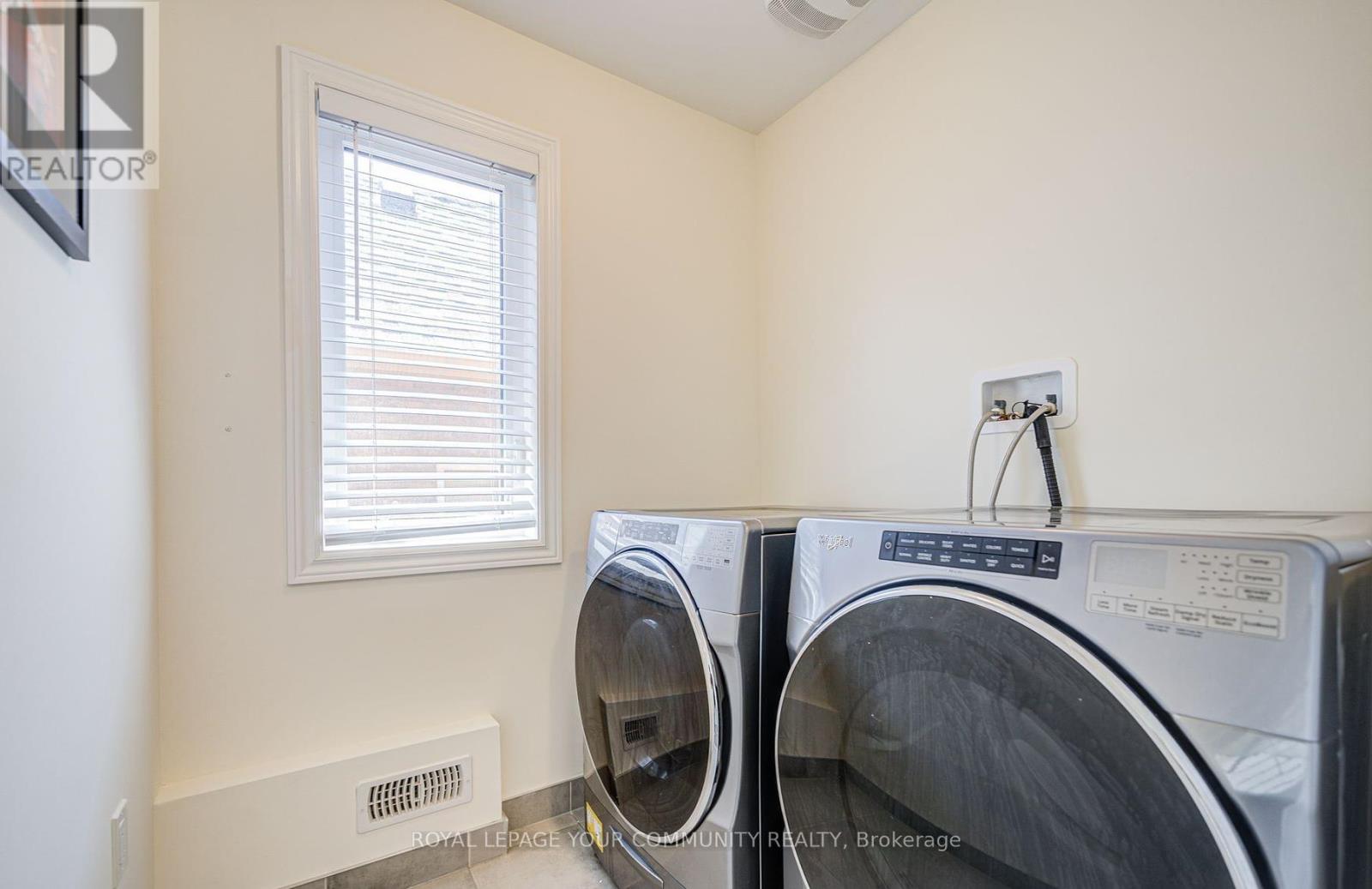 290 Silk Twist Drive, East Gwillimbury, Ontario  L9N 0V4 - Photo 21 - N12521130