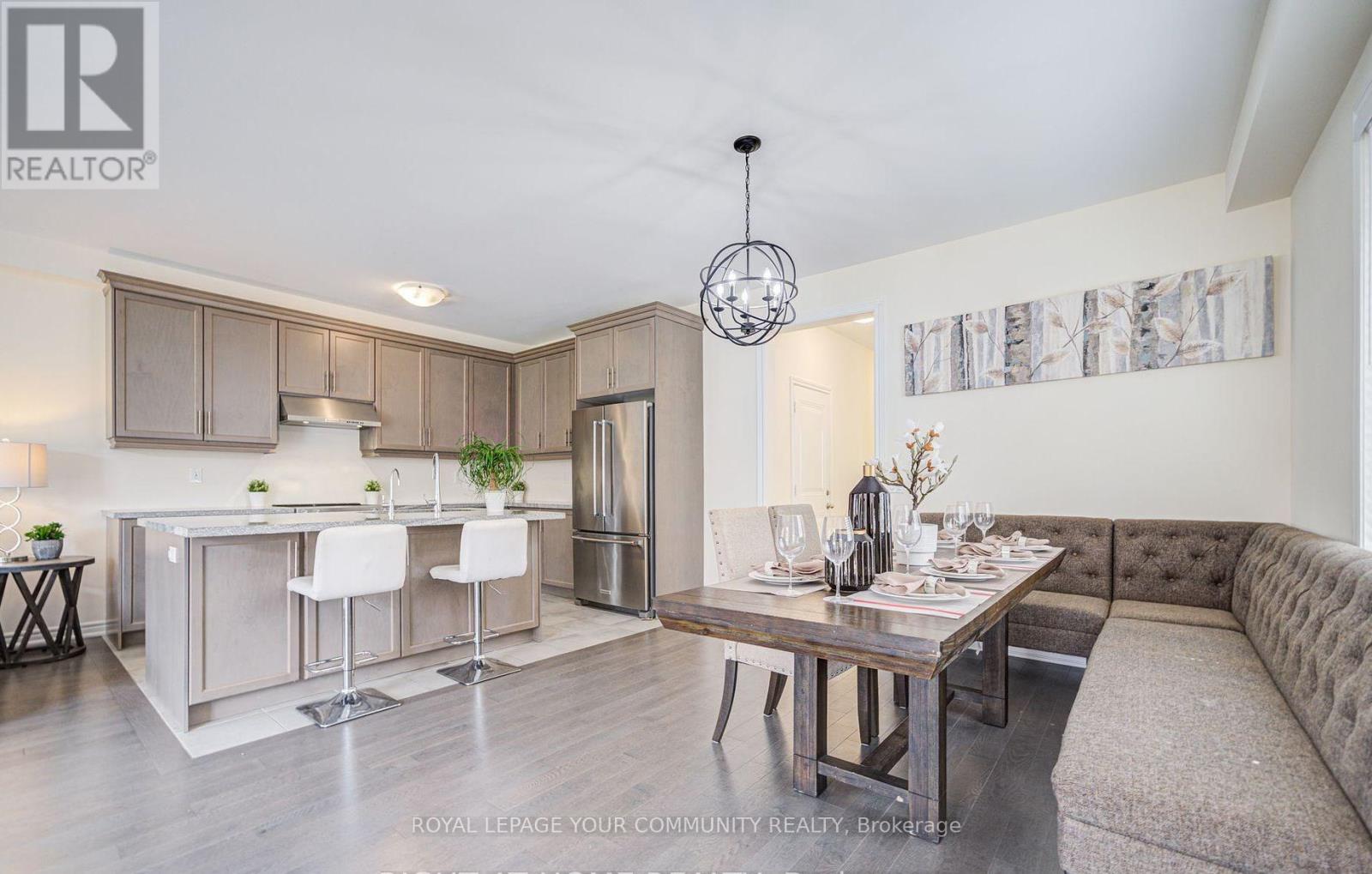 290 Silk Twist Drive, East Gwillimbury, Ontario  L9N 0V4 - Photo 7 - N12521130