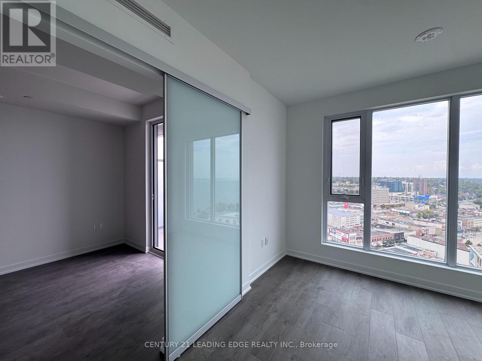 39 Mary Street, Barrie, Ontario  L4N 1S9 - Photo 11 - S12521024