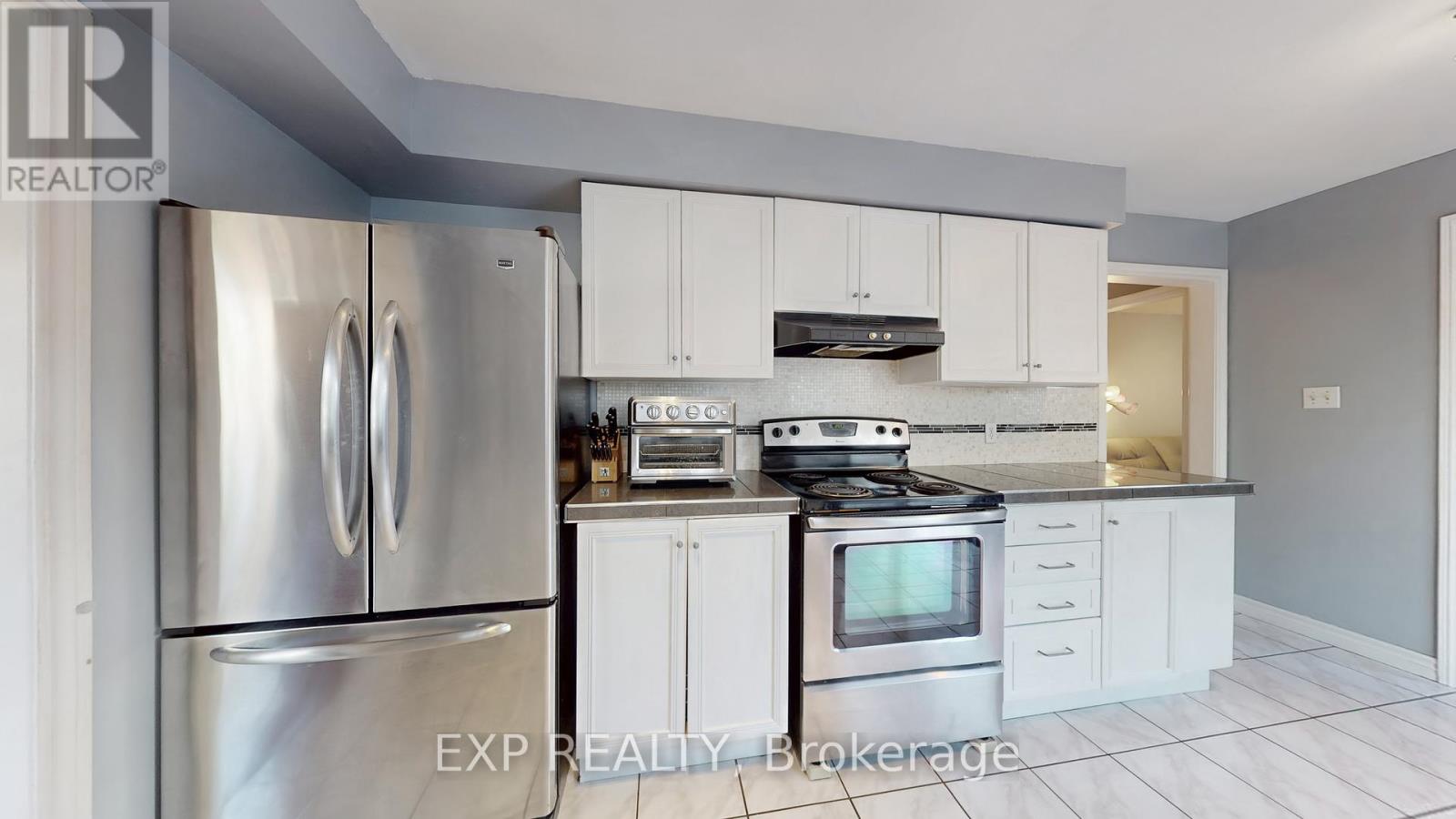 4 Trillium Crescent, Barrie, Ontario  L4N 5P5 - Photo 16 - S12521140