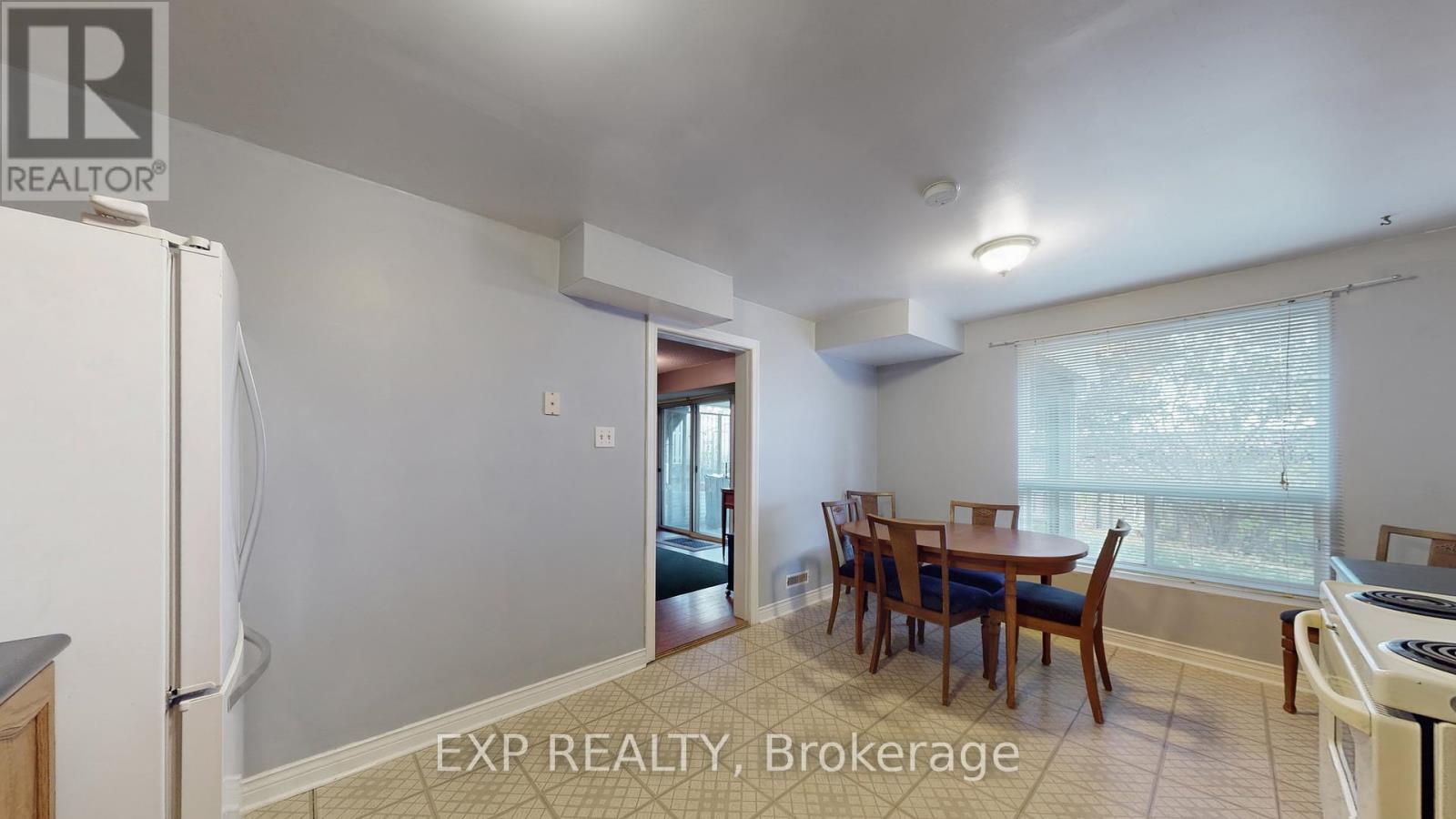 4 Trillium Crescent, Barrie, Ontario  L4N 5P5 - Photo 34 - S12521140