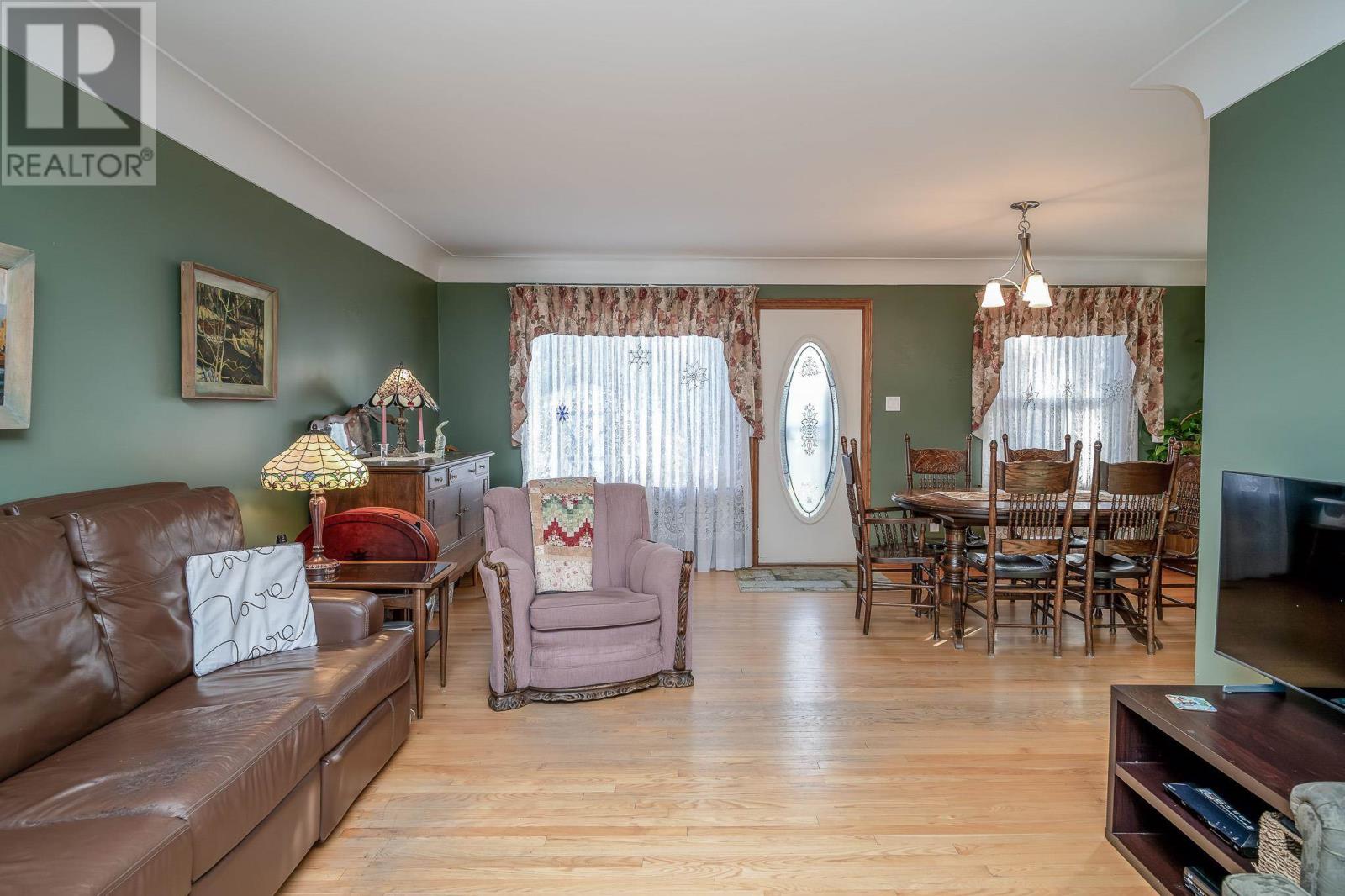 134 Florwin Dr, Sault Ste. Marie, Ontario  P6A 4J1 - Photo 8 - SM253109