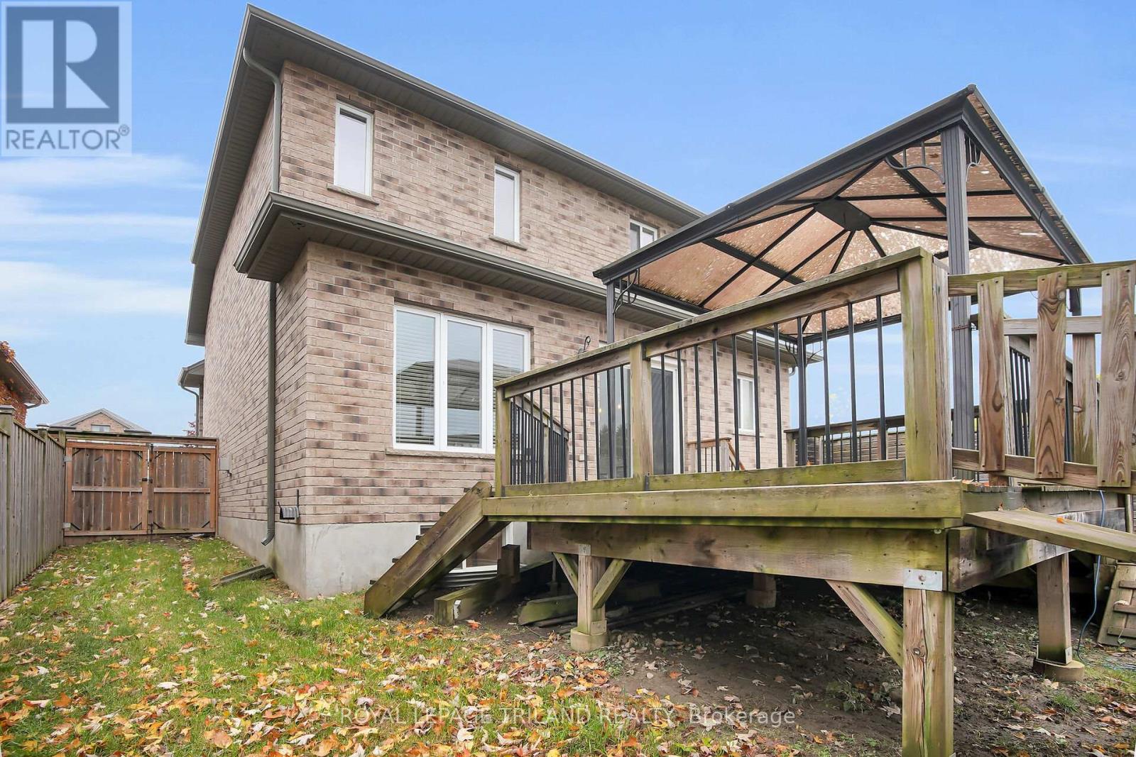 1862 Cherrywood Trail, London North, Ontario N6H 0E1 - Photo 34 - X12511144