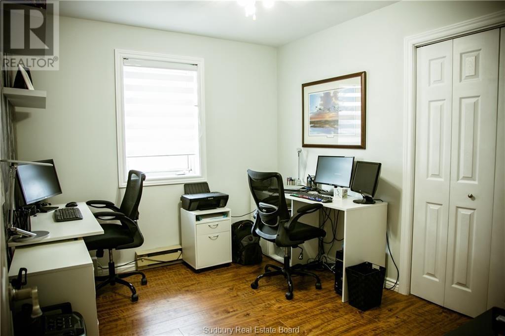 175 Cedar, Massey, Ontario P0P 1P0 - Photo 10 - 2125562