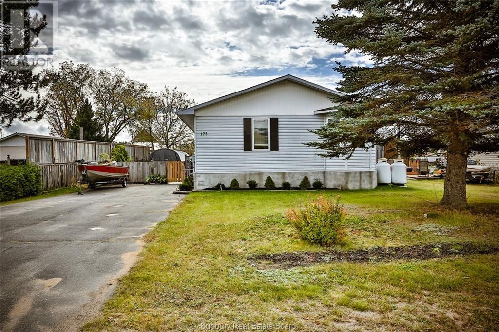 175 Cedar, Massey, Ontario P0P 1P0 - Photo 19 - 2125562