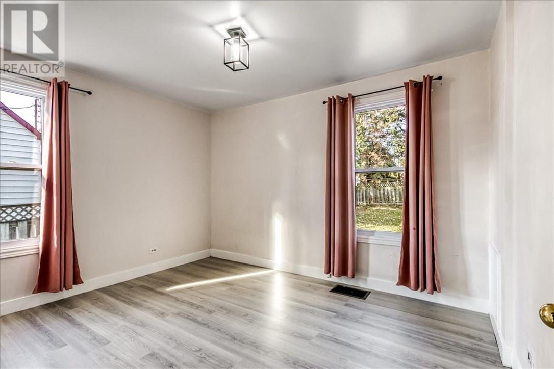 250 Eighth Avenue, Lively, Ontario P3Y 1M5 - Photo 12 - 2125514