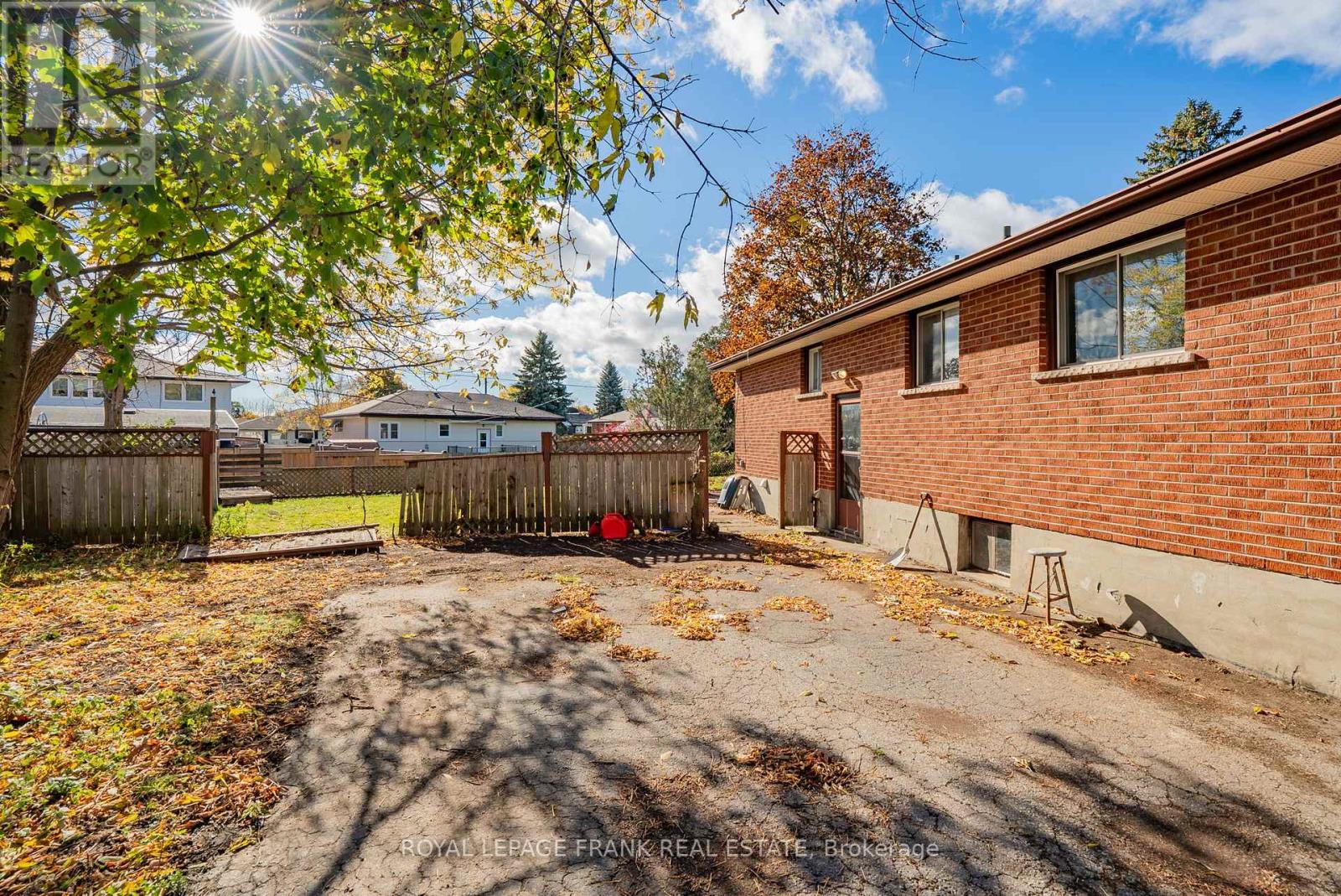 23 Sunset Road, Clarington, Ontario  L1C 2E5 - Photo 10 - E12521242