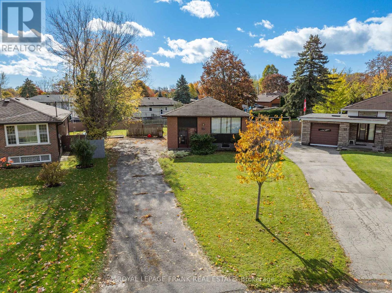 23 Sunset Road, Clarington, Ontario  L1C 2E5 - Photo 2 - E12521242