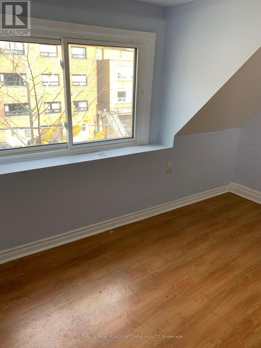 Room - 1259 Davenport Road, Toronto, Ontario  M6H 2H2 - Photo 10 - W12520908