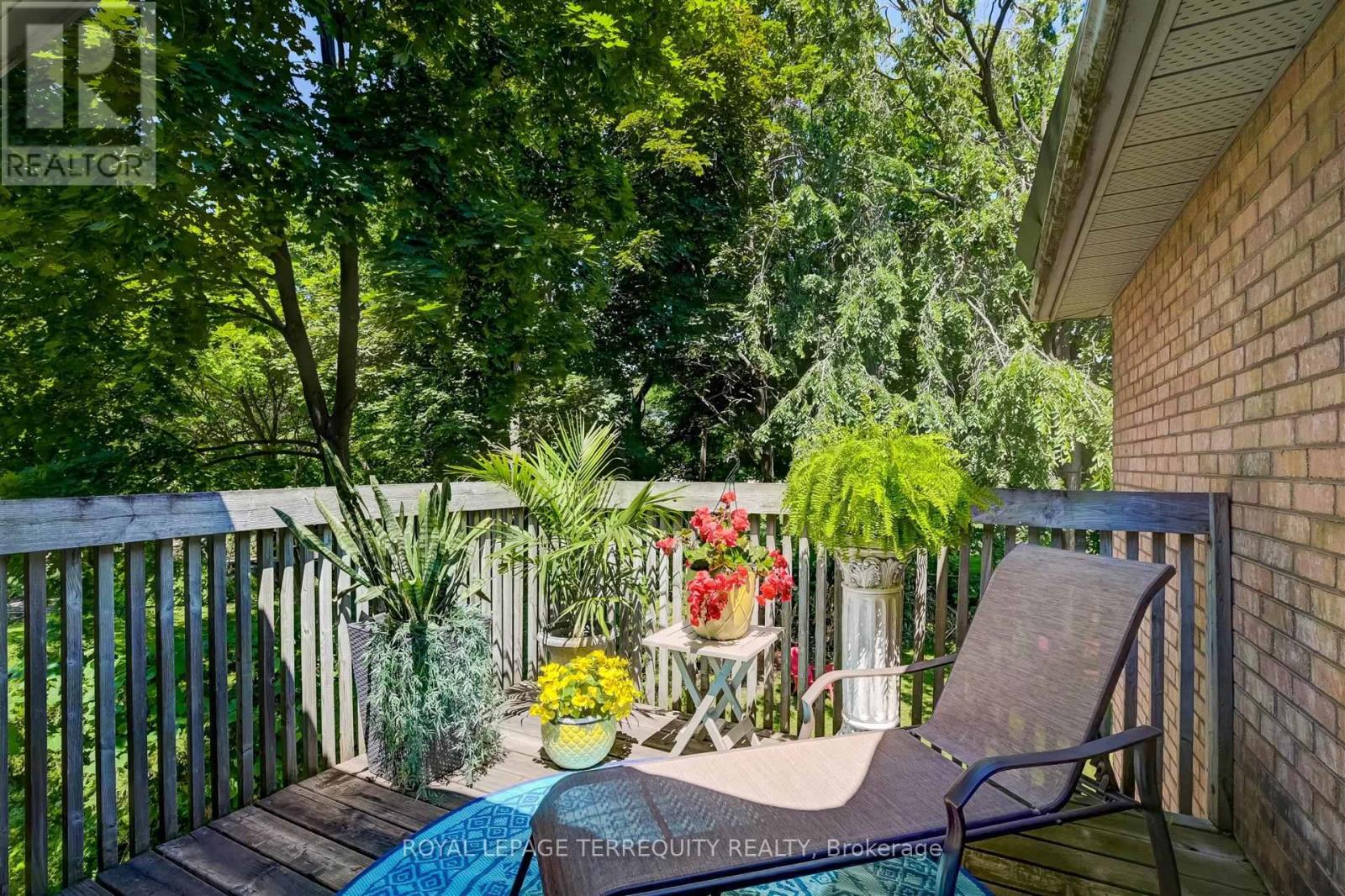 11 Blaketon Road, Toronto, Ontario  M9B 4V8 - Photo 24 - W12520926