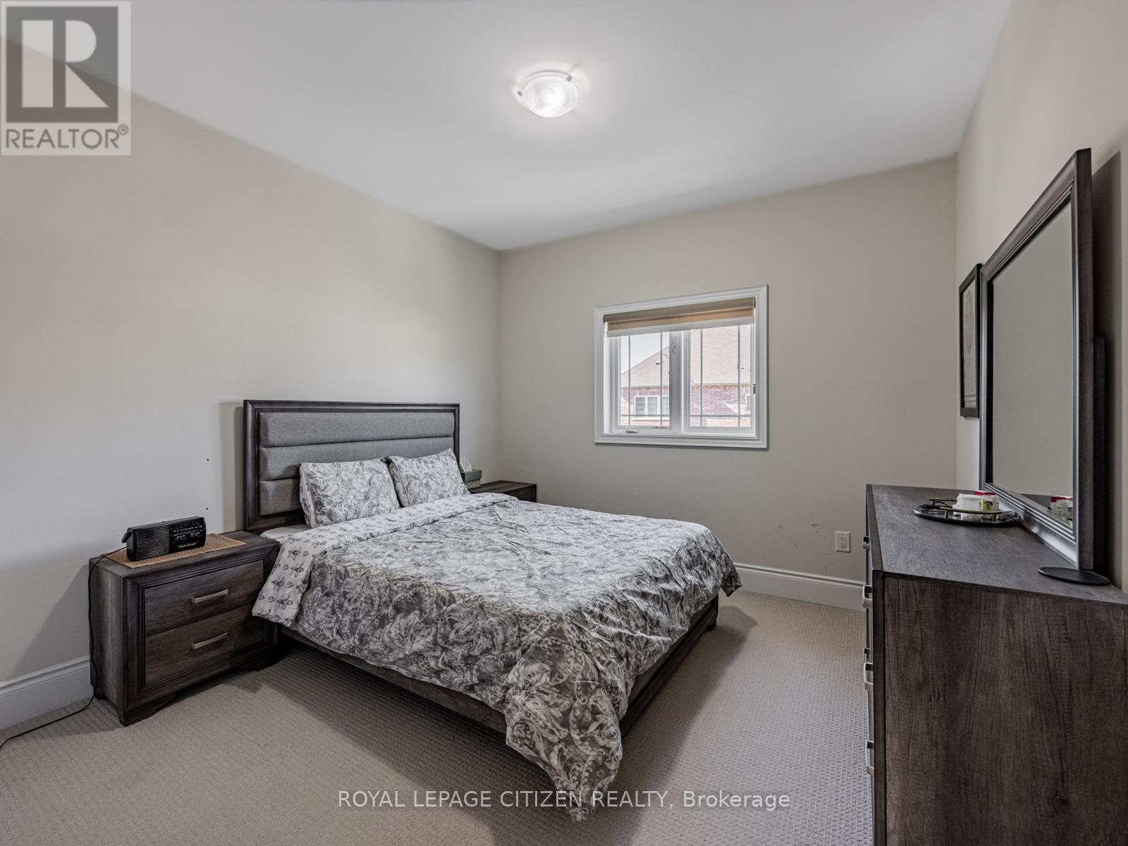 15 Possession Crescent, Brampton, Ontario  L6P 4K3 - Photo 22 - W12520928