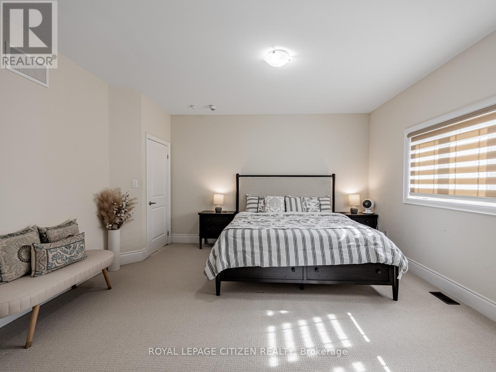 15 Possession Crescent, Brampton, Ontario  L6P 4K3 - Photo 27 - W12520928