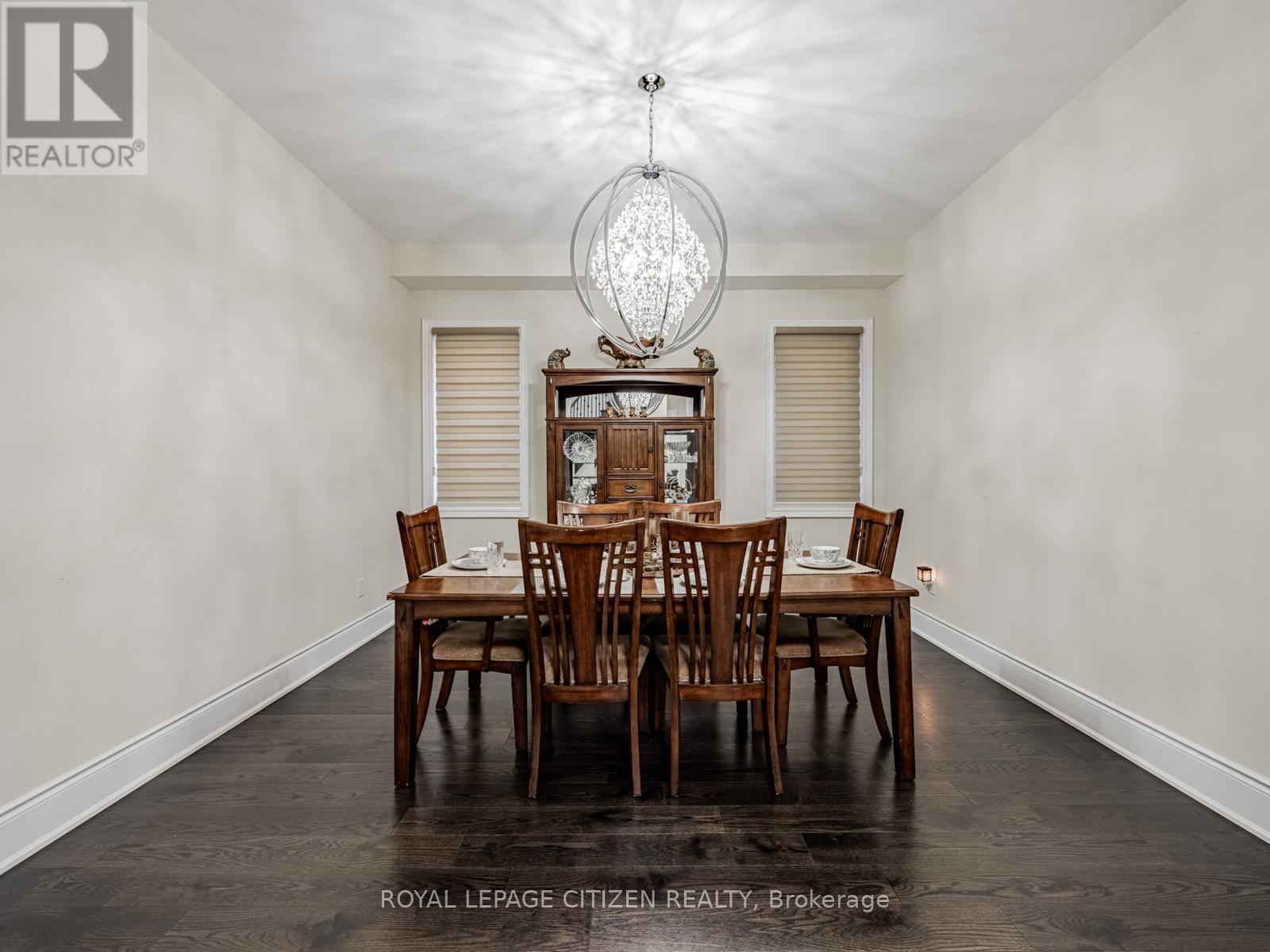 15 Possession Crescent, Brampton, Ontario  L6P 4K3 - Photo 7 - W12520928