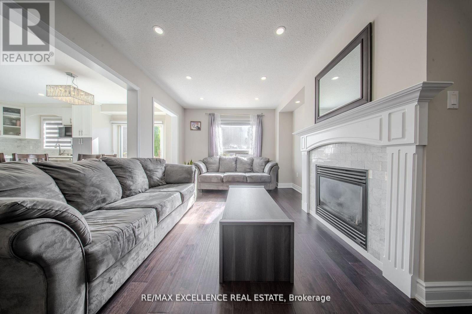 111 River Rock Crescent, Brampton, Ontario  L7A 2M4 - Photo 11 - W12520938