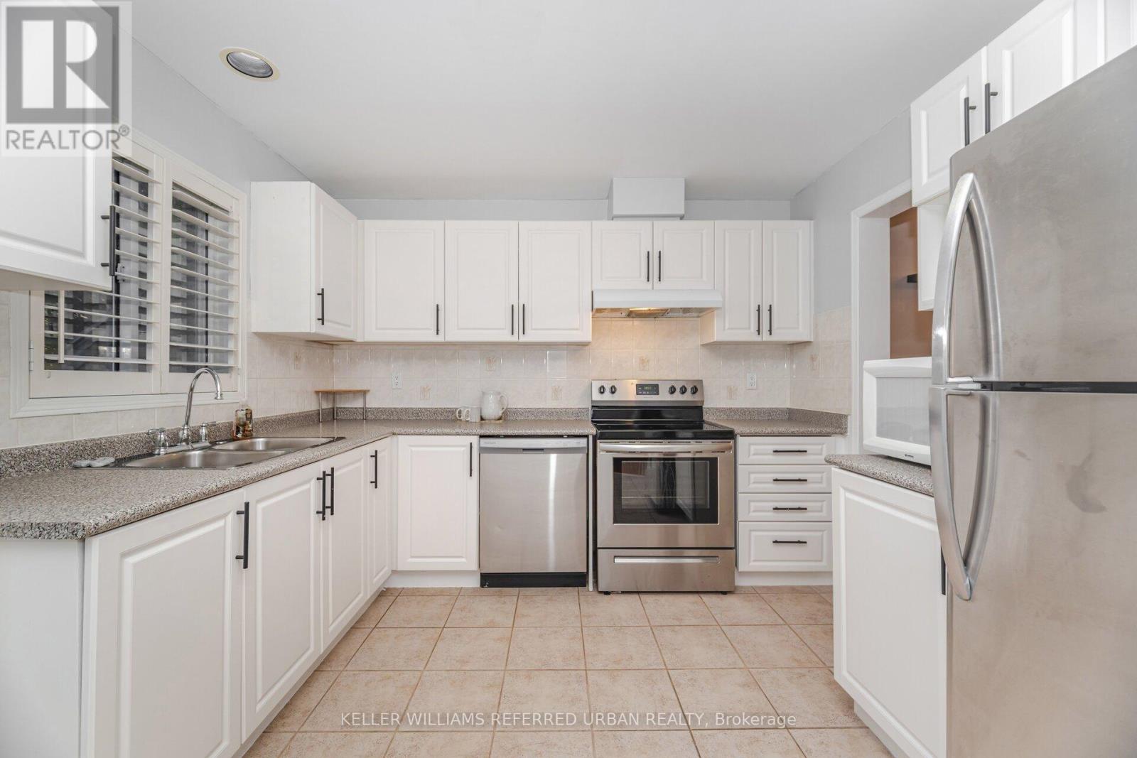 10 - 8305 Mclaughlin Road S, Brampton, Ontario  L6Y 5G3 - Photo 10 - W12520980