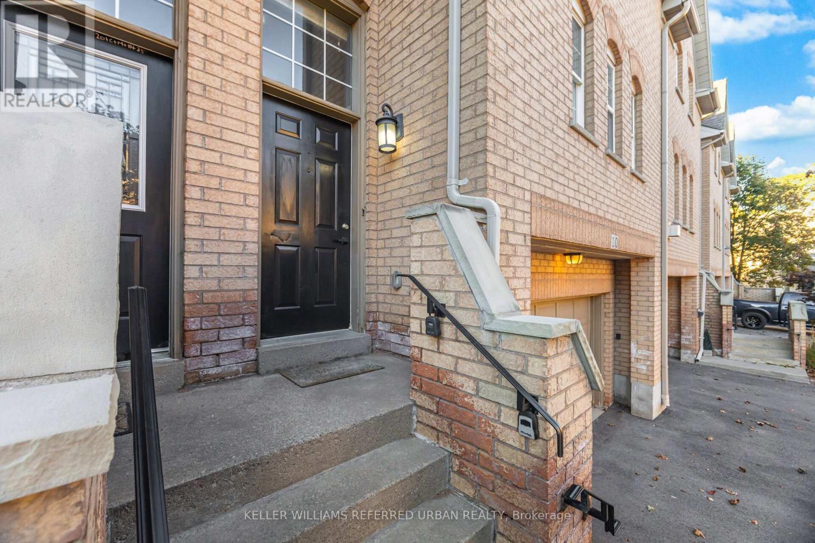 10 - 8305 Mclaughlin Road S, Brampton, Ontario  L6Y 5G3 - Photo 3 - W12520980