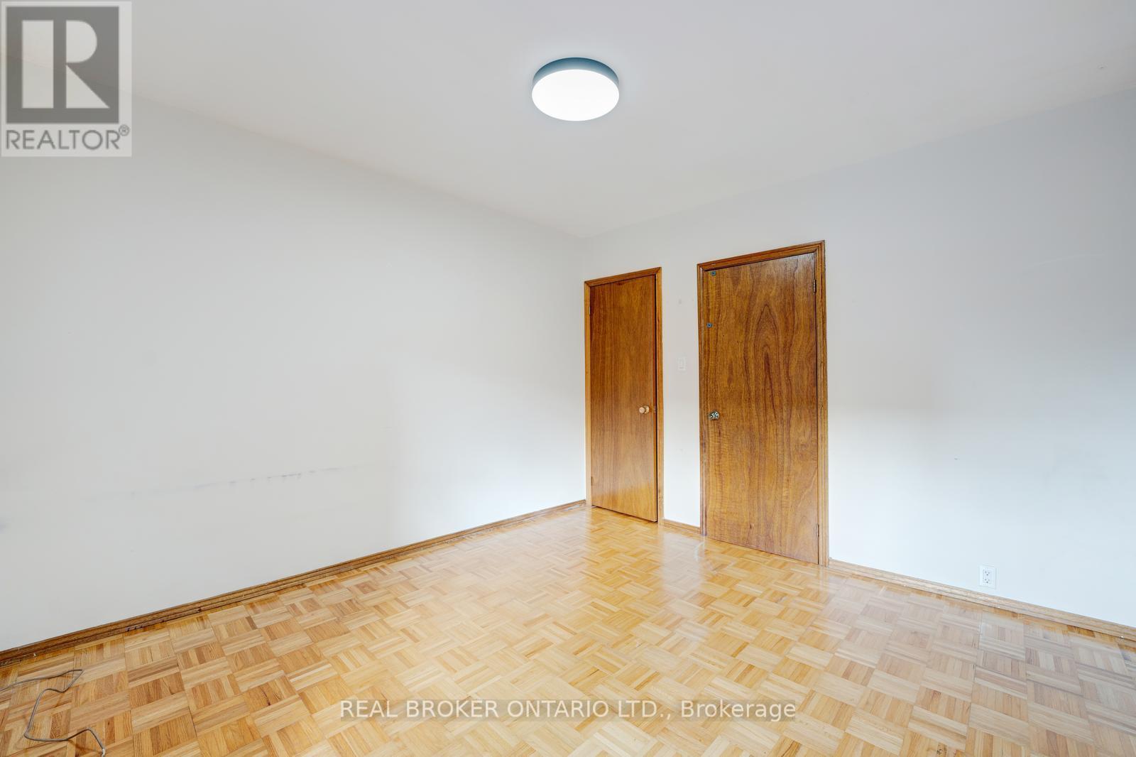 195 Islington Avenue, Toronto, Ontario  M8V 3B8 - Photo 13 - W12520986