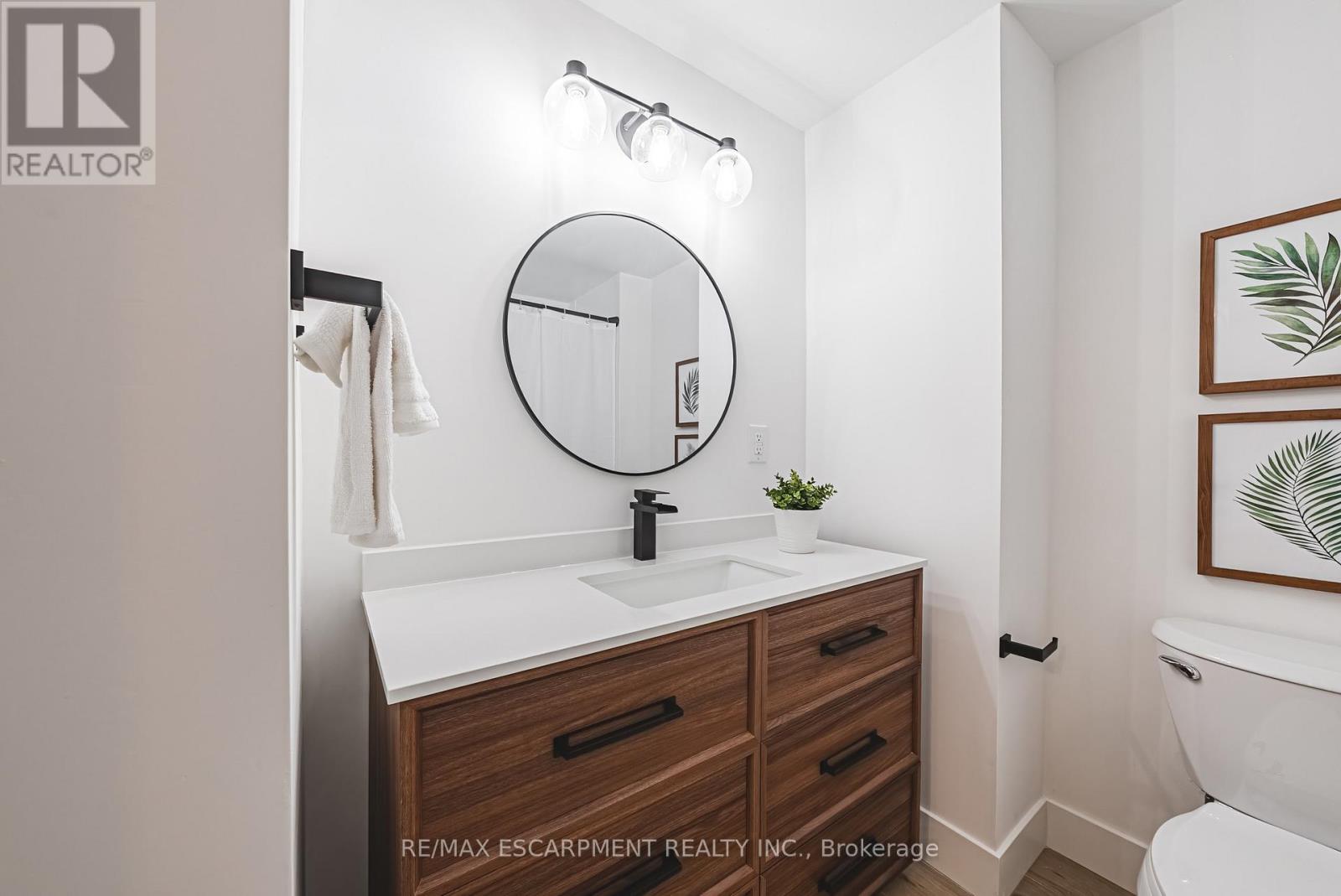 15 - 660 Oxford Road, Burlington, Ontario  L7N 3M1 - Photo 22 - W12521026