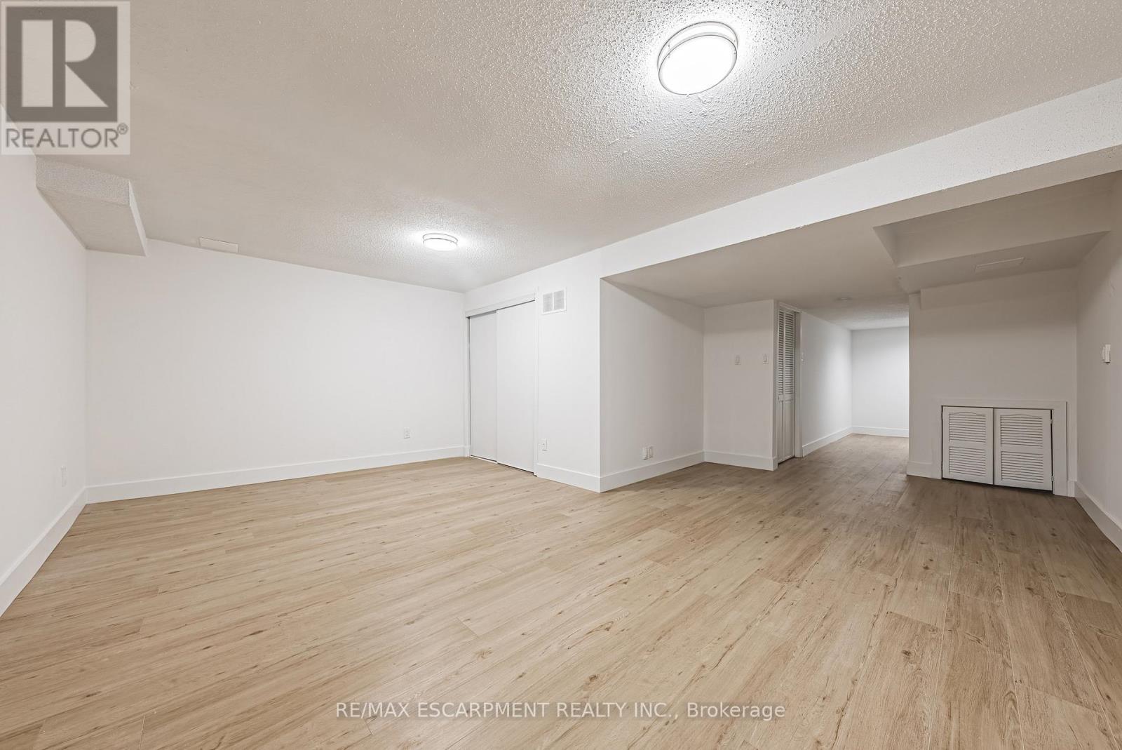 15 - 660 Oxford Road, Burlington, Ontario  L7N 3M1 - Photo 29 - W12521026