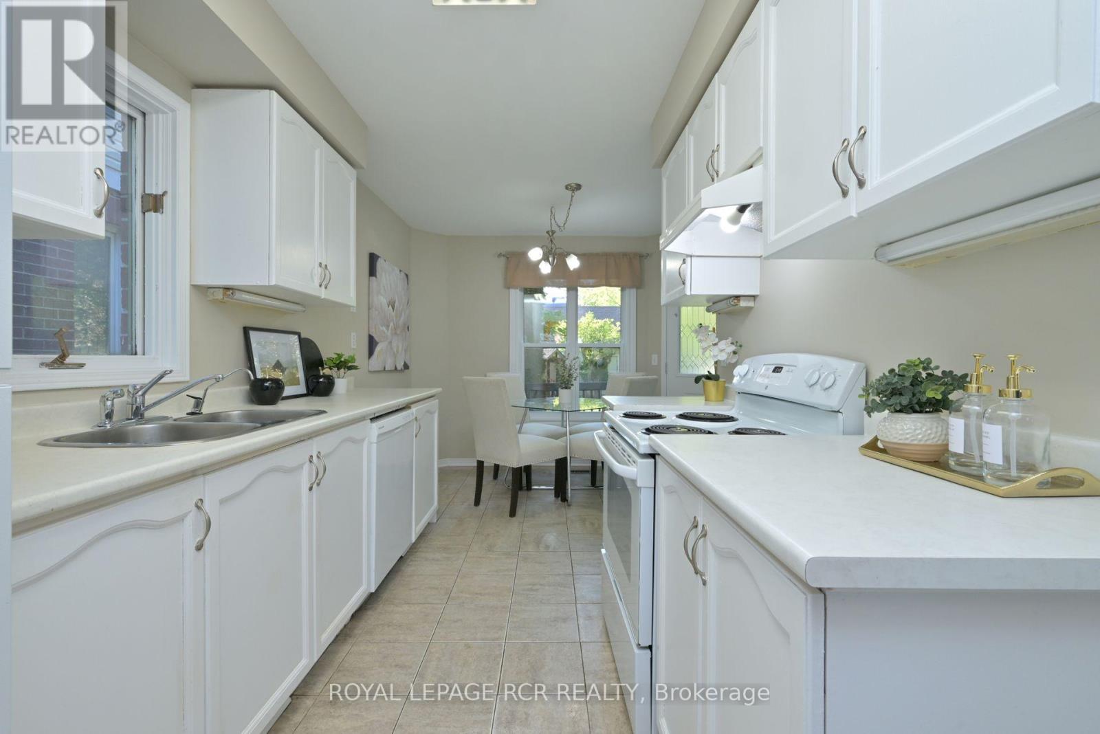 315 Alder Street, Orangeville, Ontario  L9W 4X5 - Photo 9 - W12521044