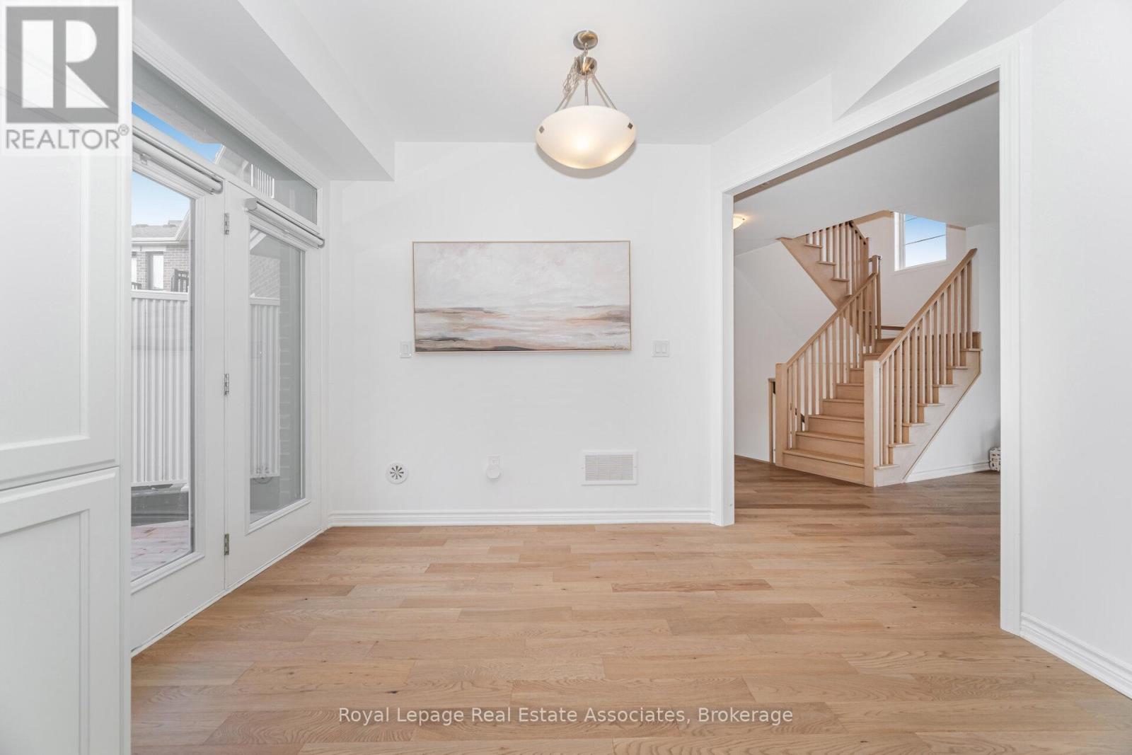 1397 William Halton Parkway, Oakville, Ontario  L6M 5N8 - Photo 25 - W12521046