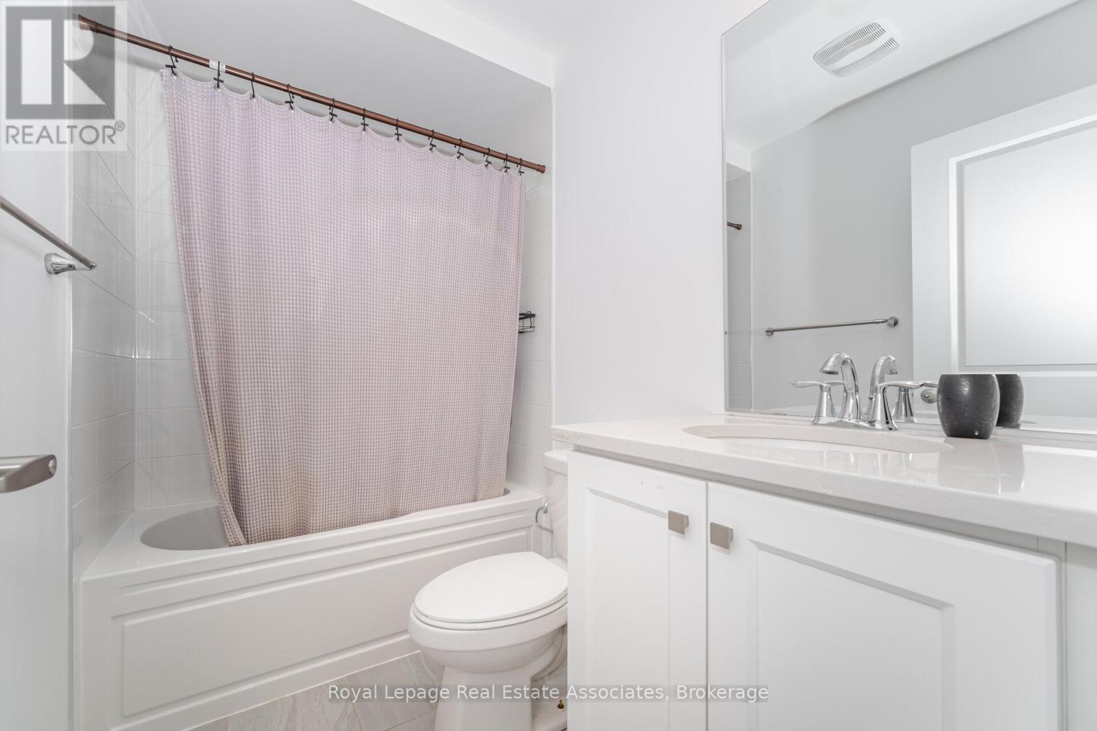 1397 William Halton Parkway, Oakville, Ontario  L6M 5N8 - Photo 38 - W12521046