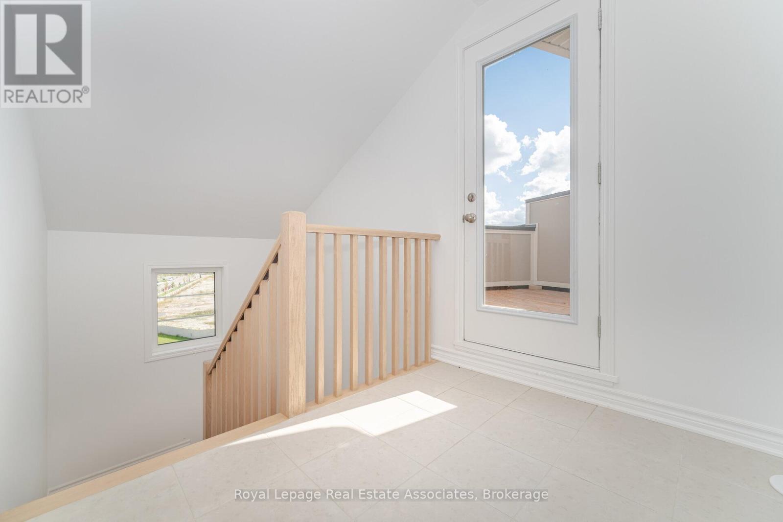 1397 William Halton Parkway, Oakville, Ontario  L6M 5N8 - Photo 39 - W12521046