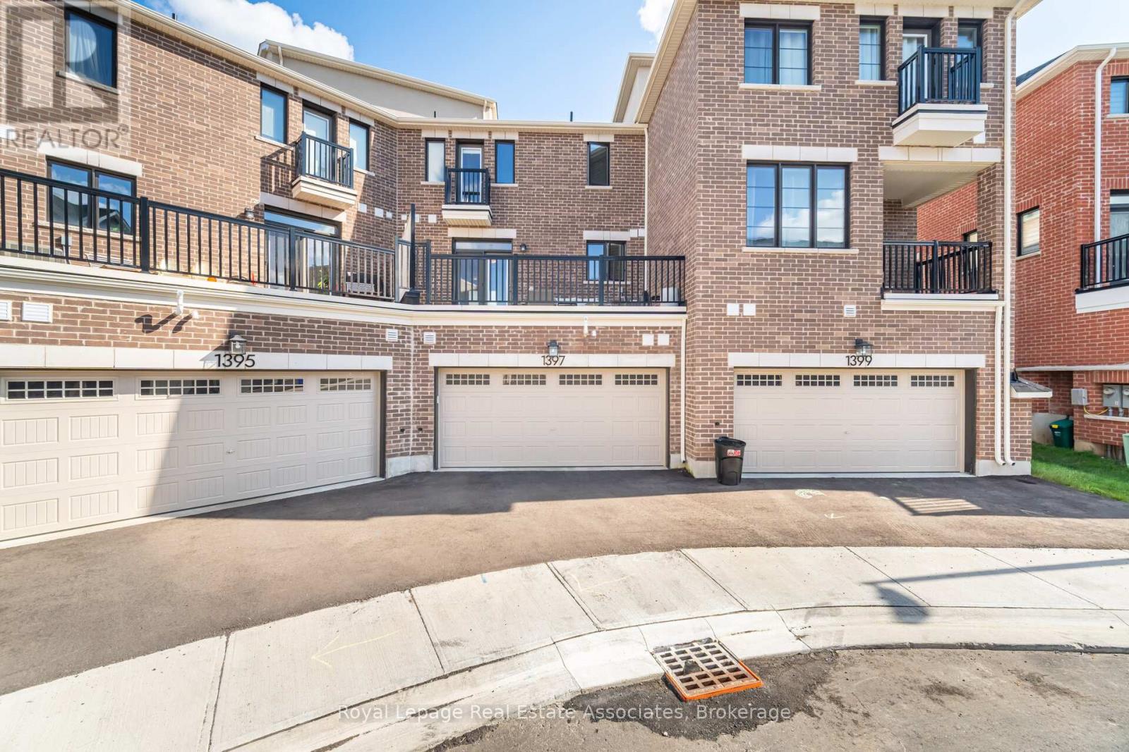 1397 William Halton Parkway, Oakville, Ontario  L6M 5N8 - Photo 45 - W12521046