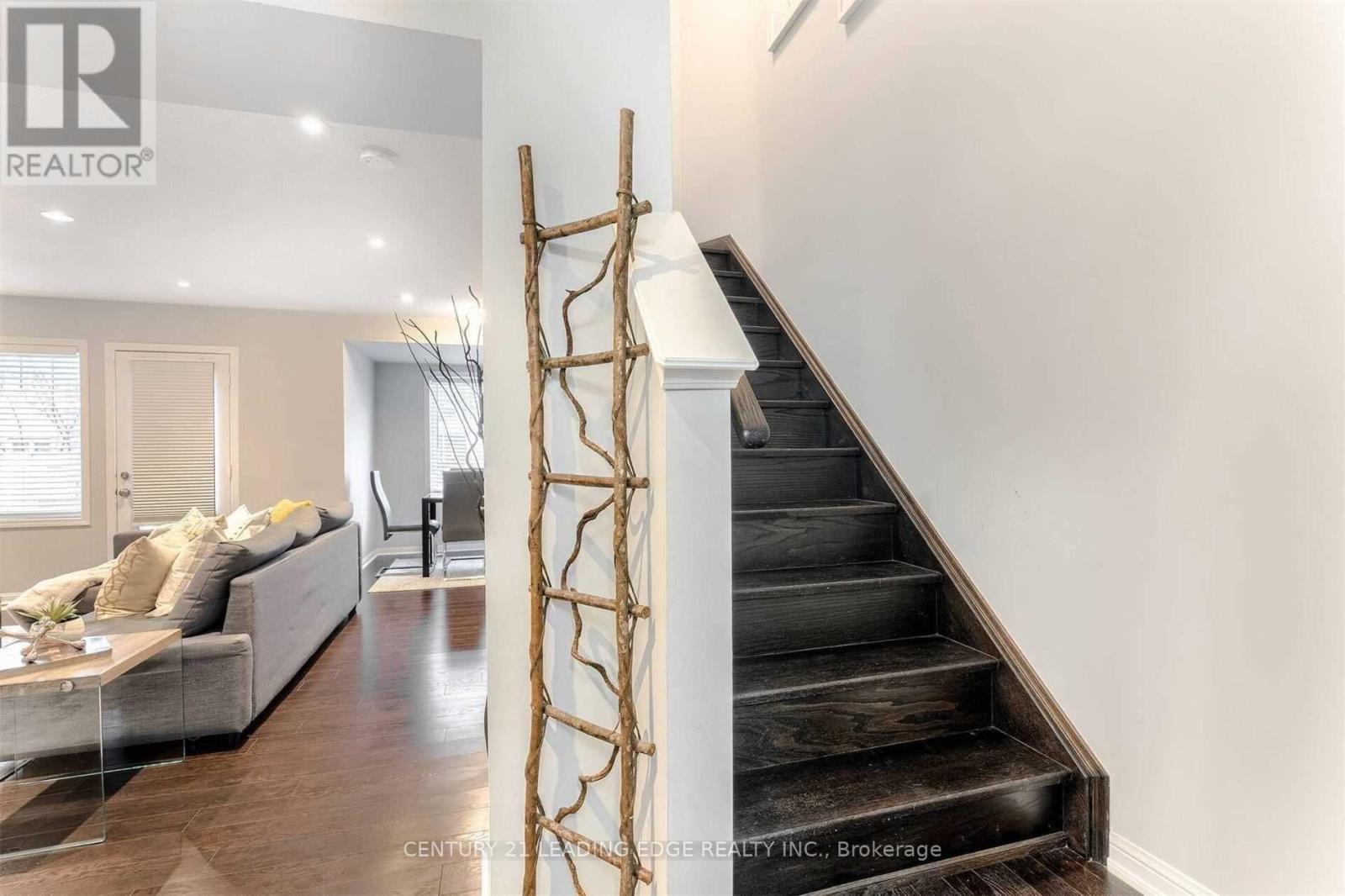 6 - 1025 Nadalin Heights, Milton, Ontario  L9T 8R3 - Photo 13 - W12521104