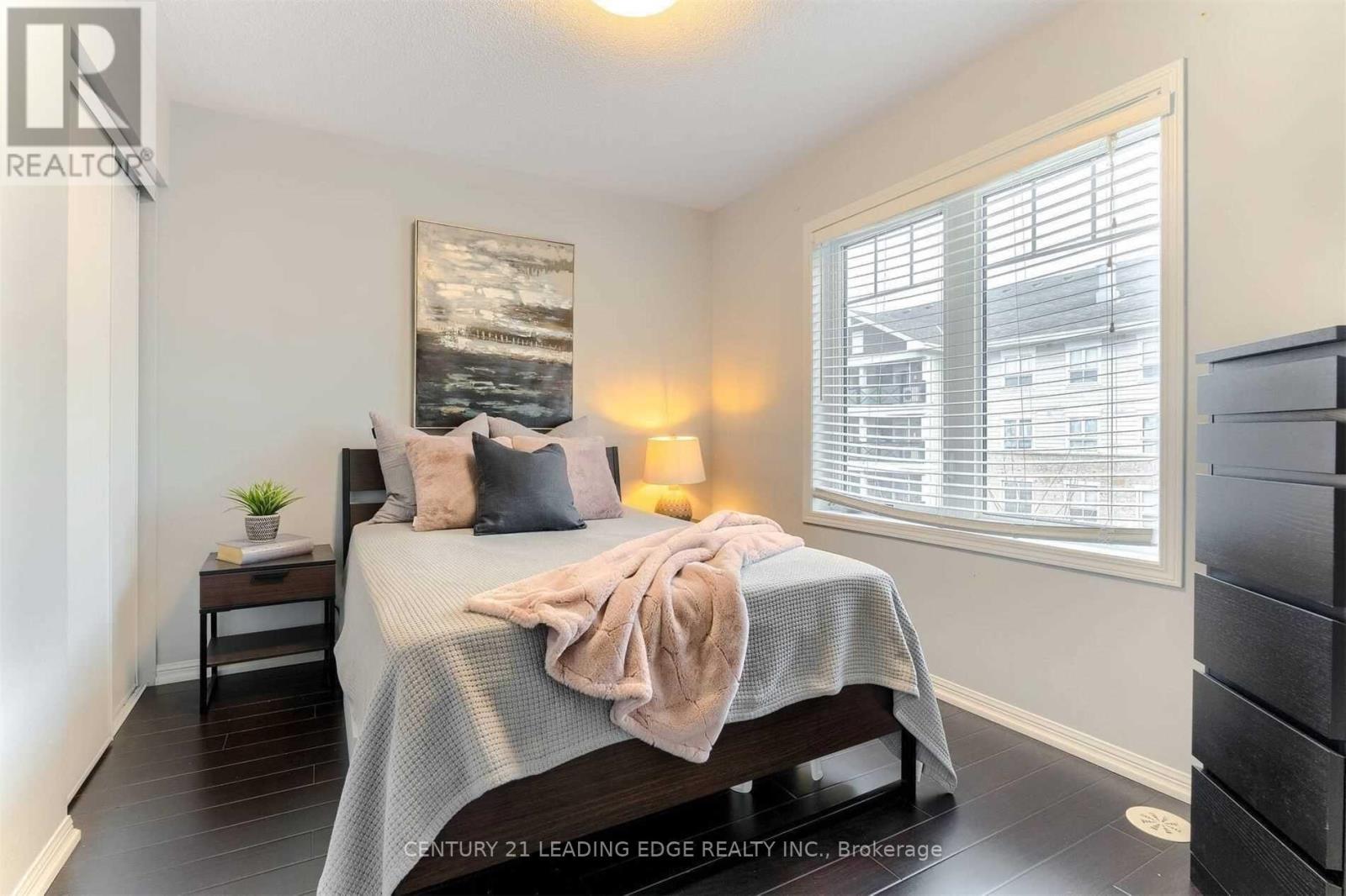 6 - 1025 Nadalin Heights, Milton, Ontario  L9T 8R3 - Photo 18 - W12521104