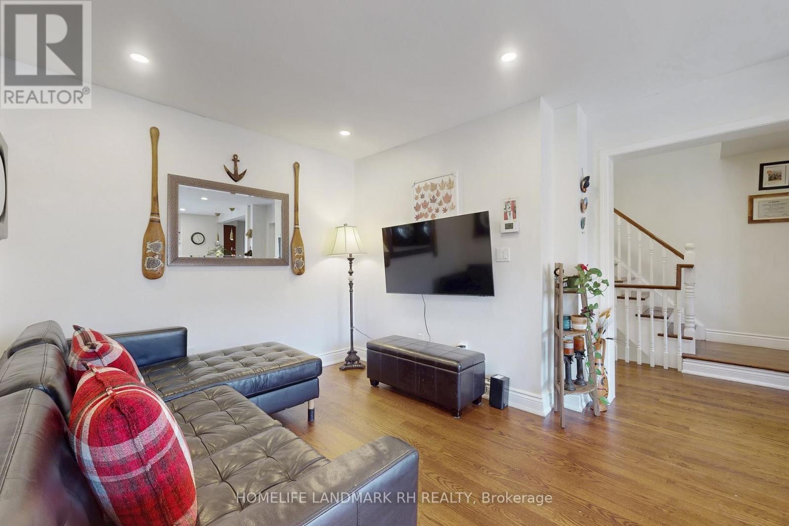 3060 Dewridge Avenue, Oakville, Ontario  L6M 5J1 - Photo 11 - W12521116