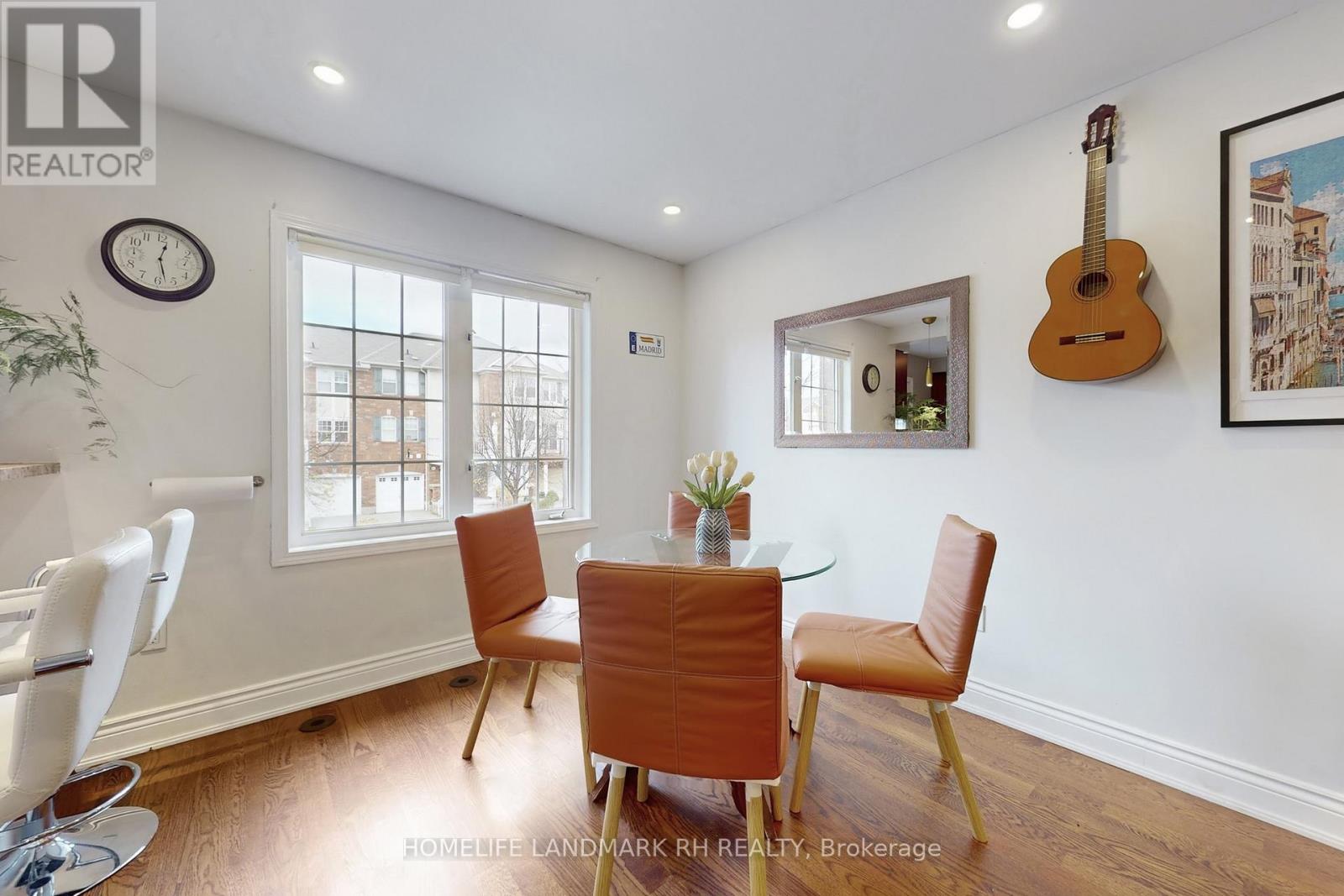 3060 Dewridge Avenue, Oakville, Ontario  L6M 5J1 - Photo 5 - W12521116